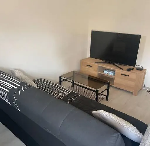 Charmant Appartement Avec Parking Privee